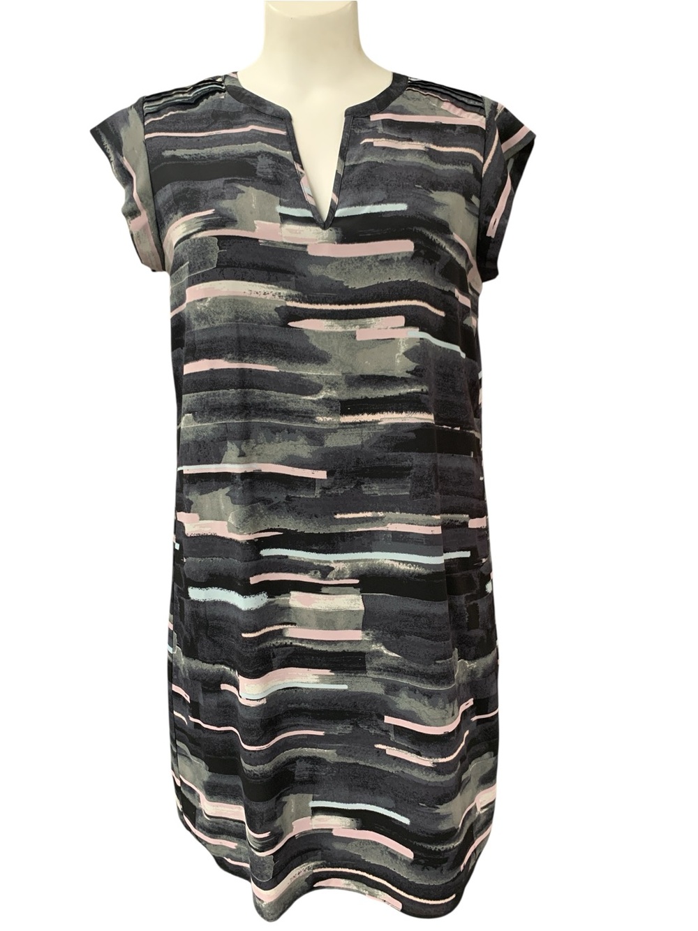 Reitmans NWT Black Abstract Stripe Swim Cover-Up with Pink Accents Size M